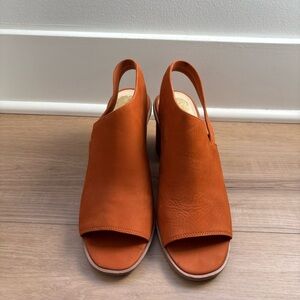 Vince Camuto Women Kailsy Sandal Size 9 Orange Leather Slingback Block Heel